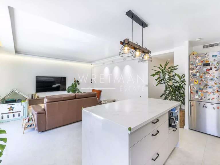 Appartement Saint-Laurent-du-Var - 92m²