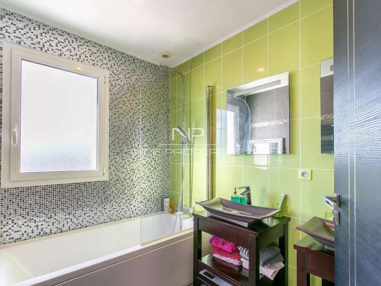 House with Sea view Saint-Laurent-du-Var - 4 bedrooms - 160m²