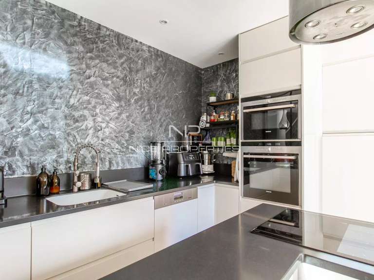 House with Sea view Saint-Laurent-du-Var - 4 bedrooms - 160m²