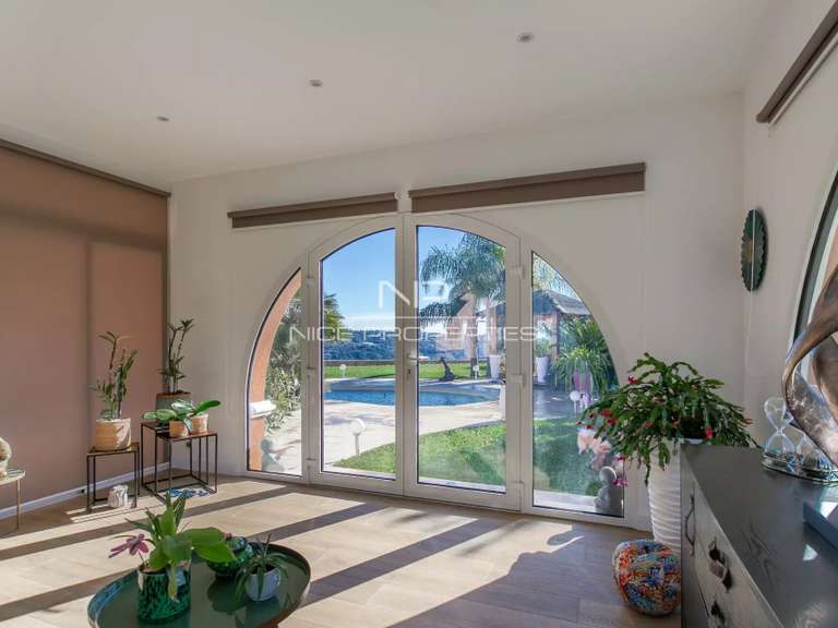 House with Sea view Saint-Laurent-du-Var - 4 bedrooms - 160m²