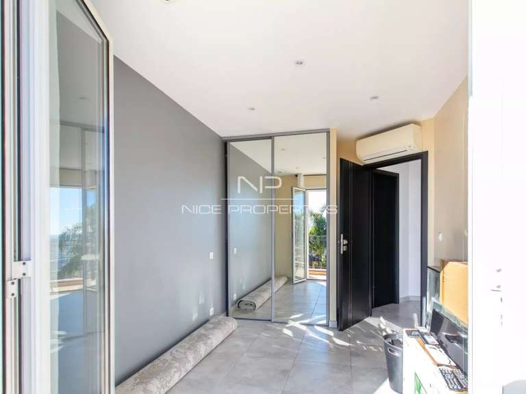 House with Sea view Saint-Laurent-du-Var - 4 bedrooms - 160m²