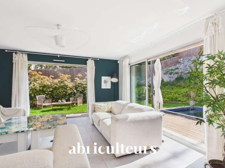 Maison Saint-Laurent-du-Var - 3 chambres - 117m²