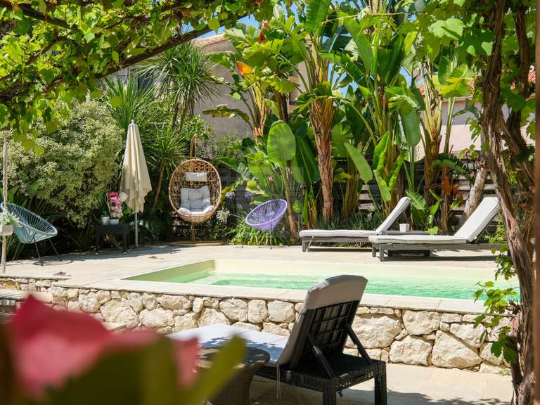 Maison Saint-Laurent-du-Var - 5 chambres - 156m²