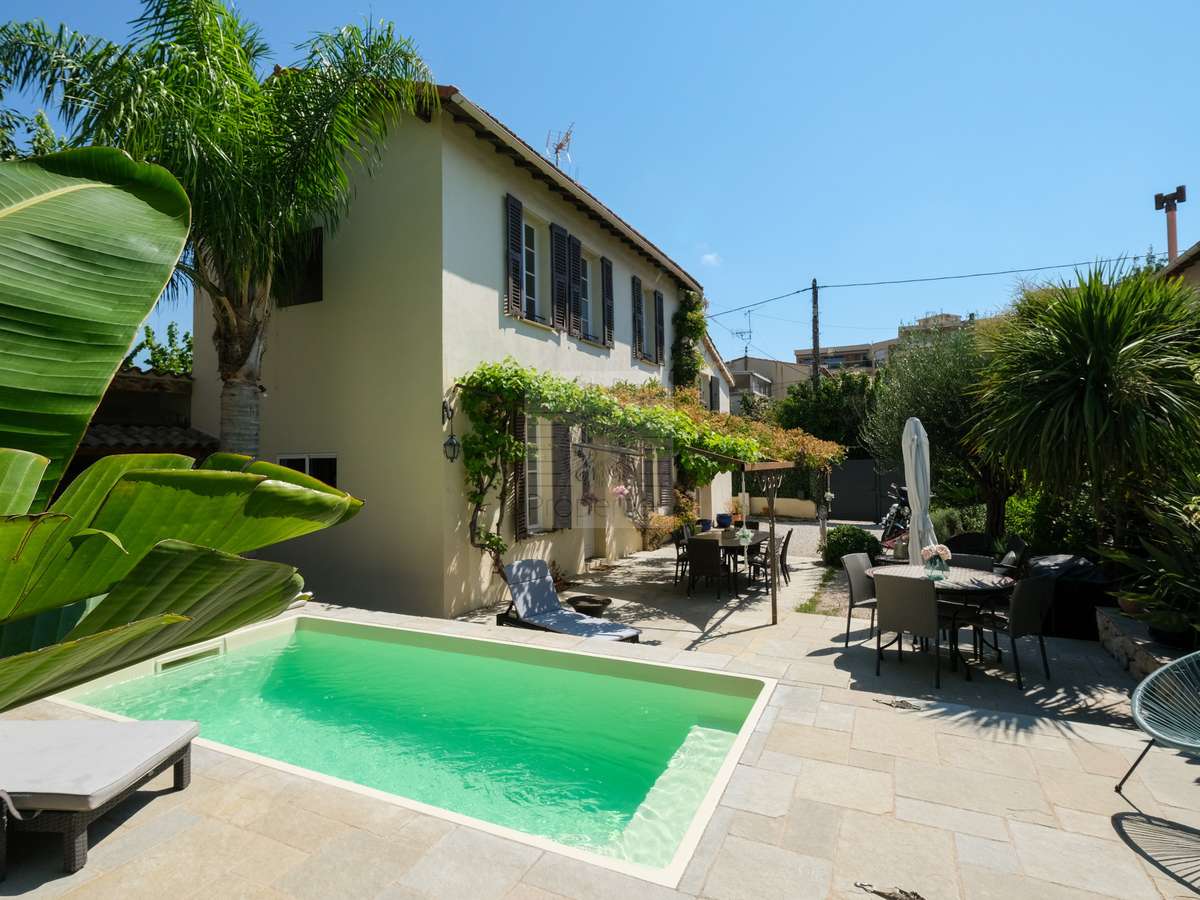 House Saint-Laurent-du-Var