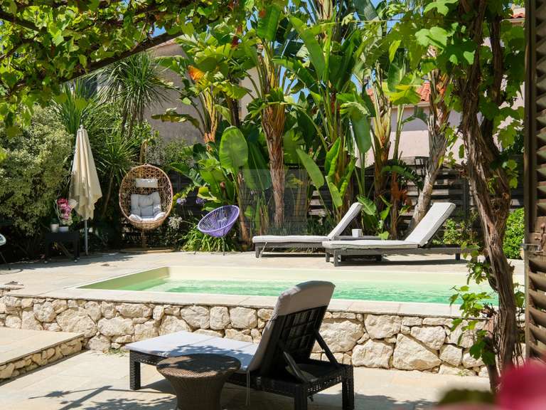 Maison Saint-Laurent-du-Var - 5 chambres - 156m²