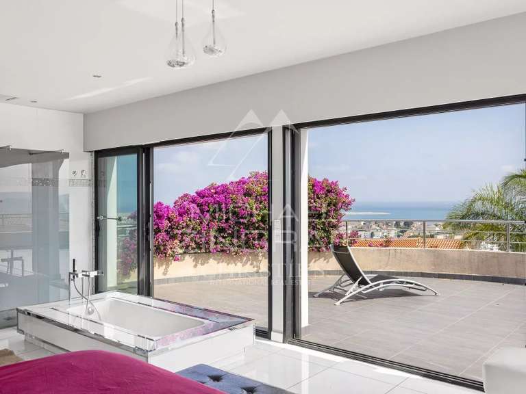 Propriété avec Vue sur mer Saint-Laurent-du-Var - 4 chambres - 373m²