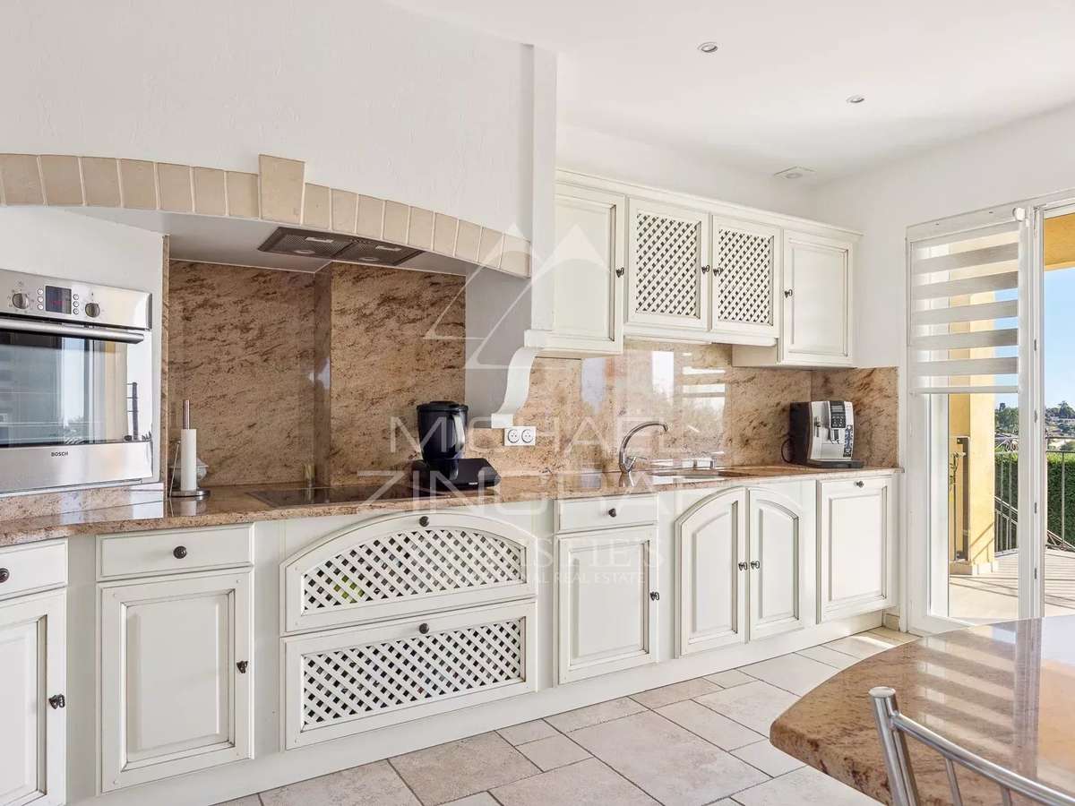 Villa Saint-Laurent-du-Var