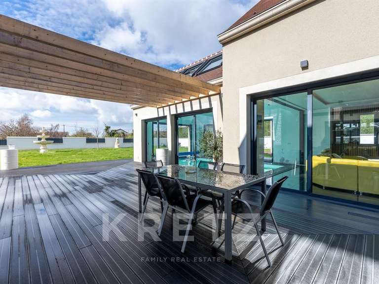 Maison Saint-Laurent-la-Gâtine - 5 chambres - 334m²