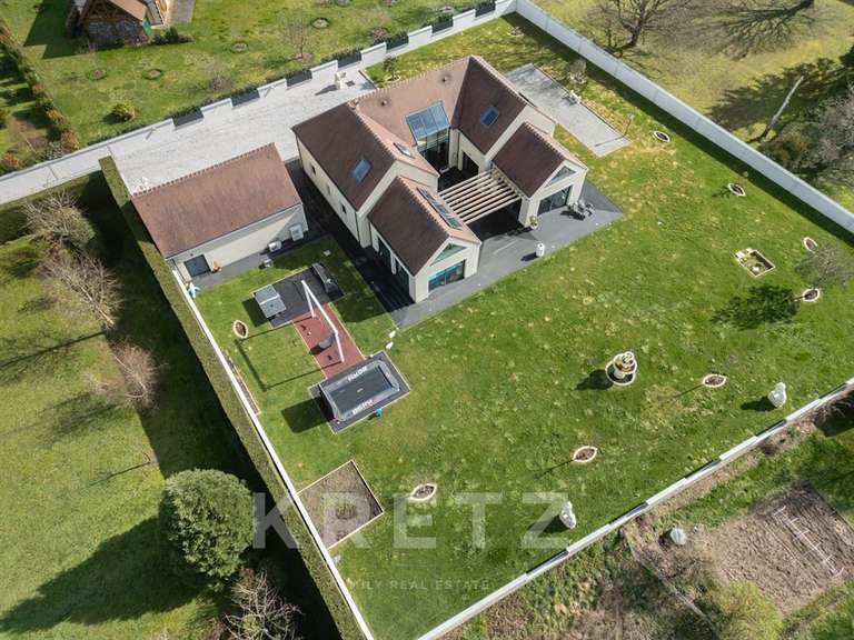 Maison Saint-Laurent-la-Gâtine - 5 chambres - 334m²