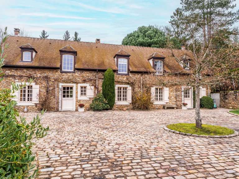 House Saint-Léger-en-Yvelines - 4 bedrooms - 200m²