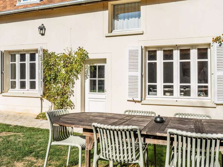 Maison Saint-Léger-en-Yvelines - 4 chambres - 145m²