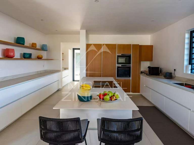 Villa Saint-Leu - 4 chambres - 409m²
