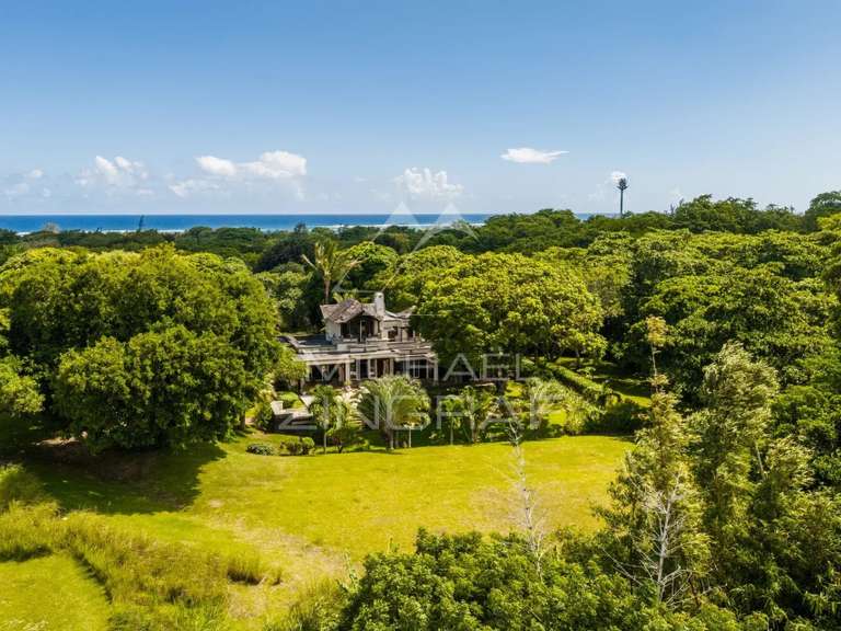 Villa Saint-Leu - 3 chambres - 353m²