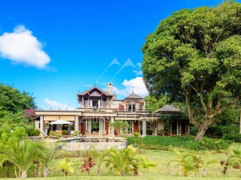 Villa Saint-Leu - 3 chambres - 353m²
