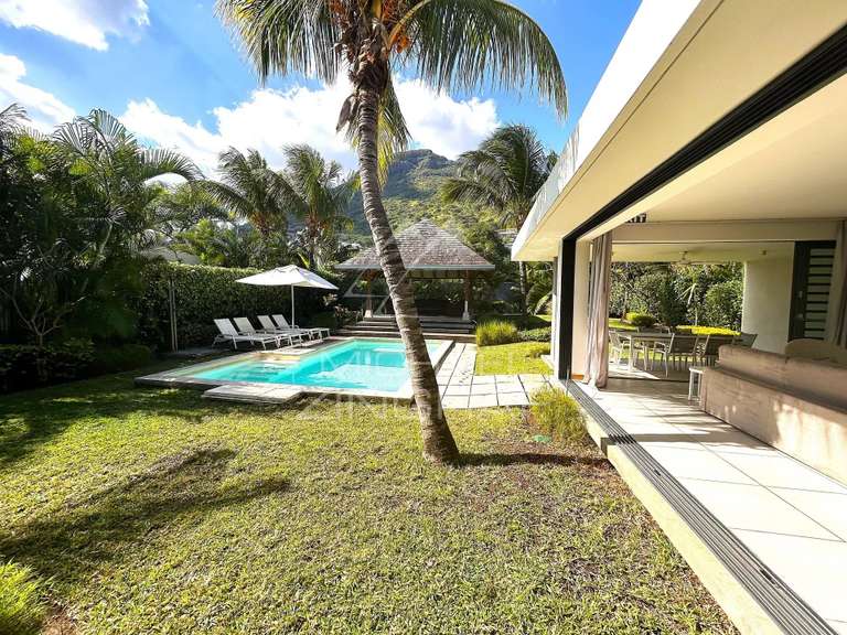 Villa Saint-Leu - 3 chambres - 214m²