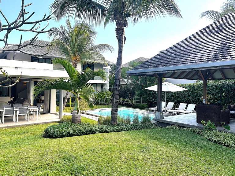 Villa Saint-Leu - 3 chambres - 214m²