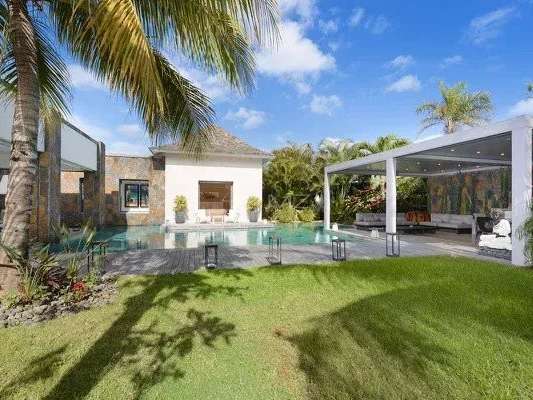 Villa Saint-Leu - 3 chambres - 414m²