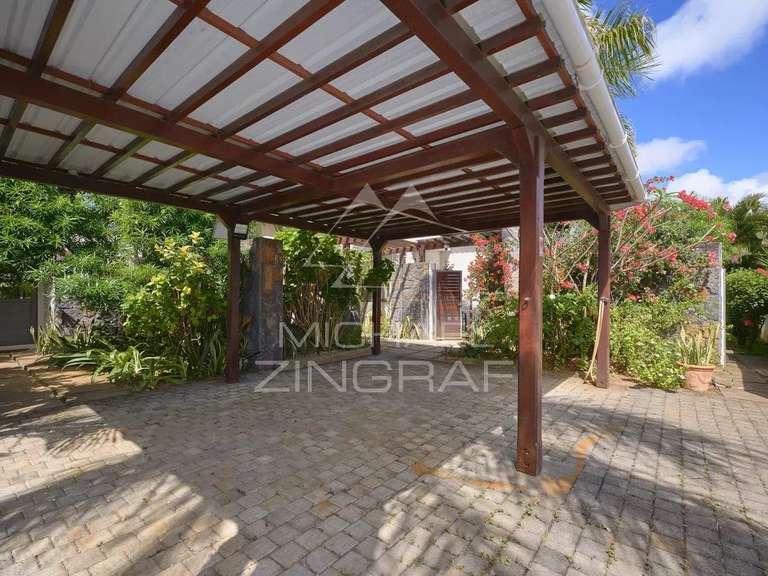 Villa Saint-Leu - 5 chambres - 362m²