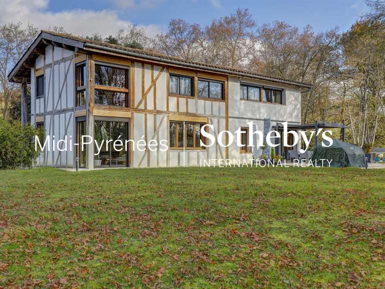 Maison Saint-Lieux-lès-Lavaur - 3 chambres - 186m²