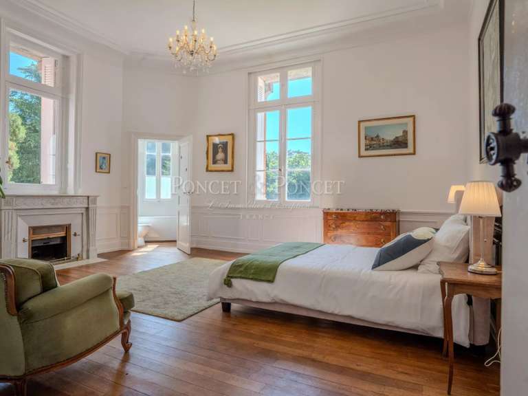 Château Saint-Lizier - 17 chambres - 1500m²