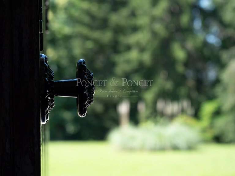 Château Saint-Lizier - 17 chambres - 1500m²