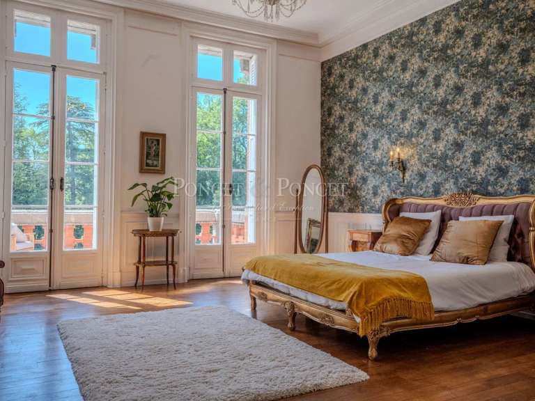 Château Saint-Lizier - 17 chambres - 1500m²