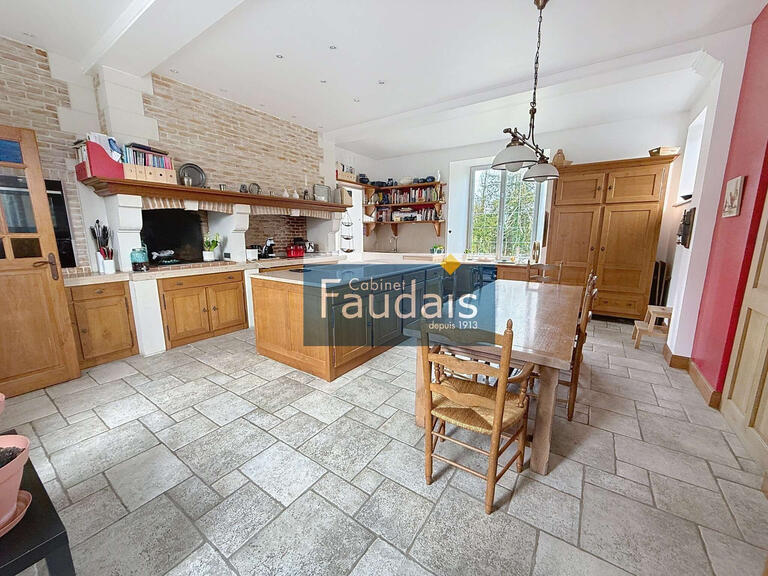 Property Saint-Lô - 8 bedrooms