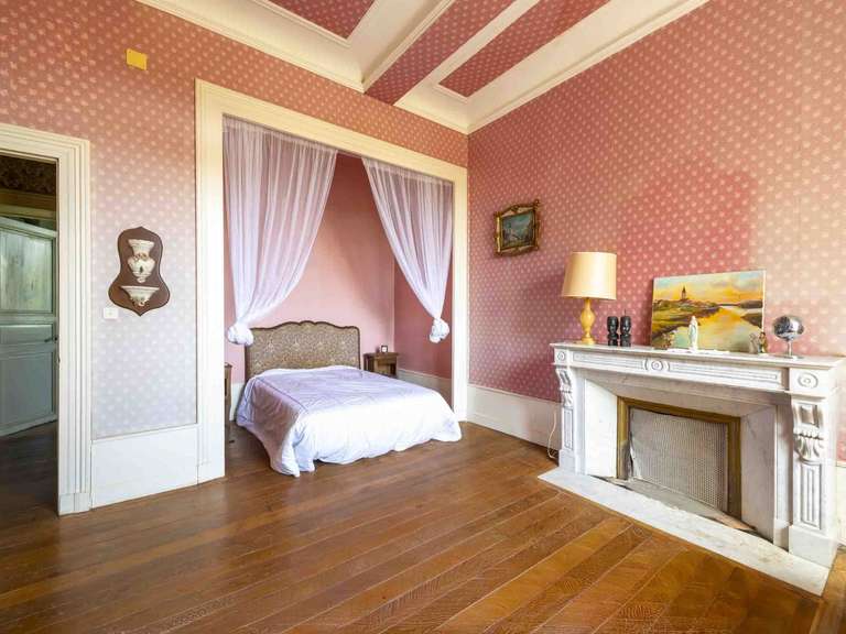 Maison Saint-Lon-les-Mines - 6 chambres - 545m²