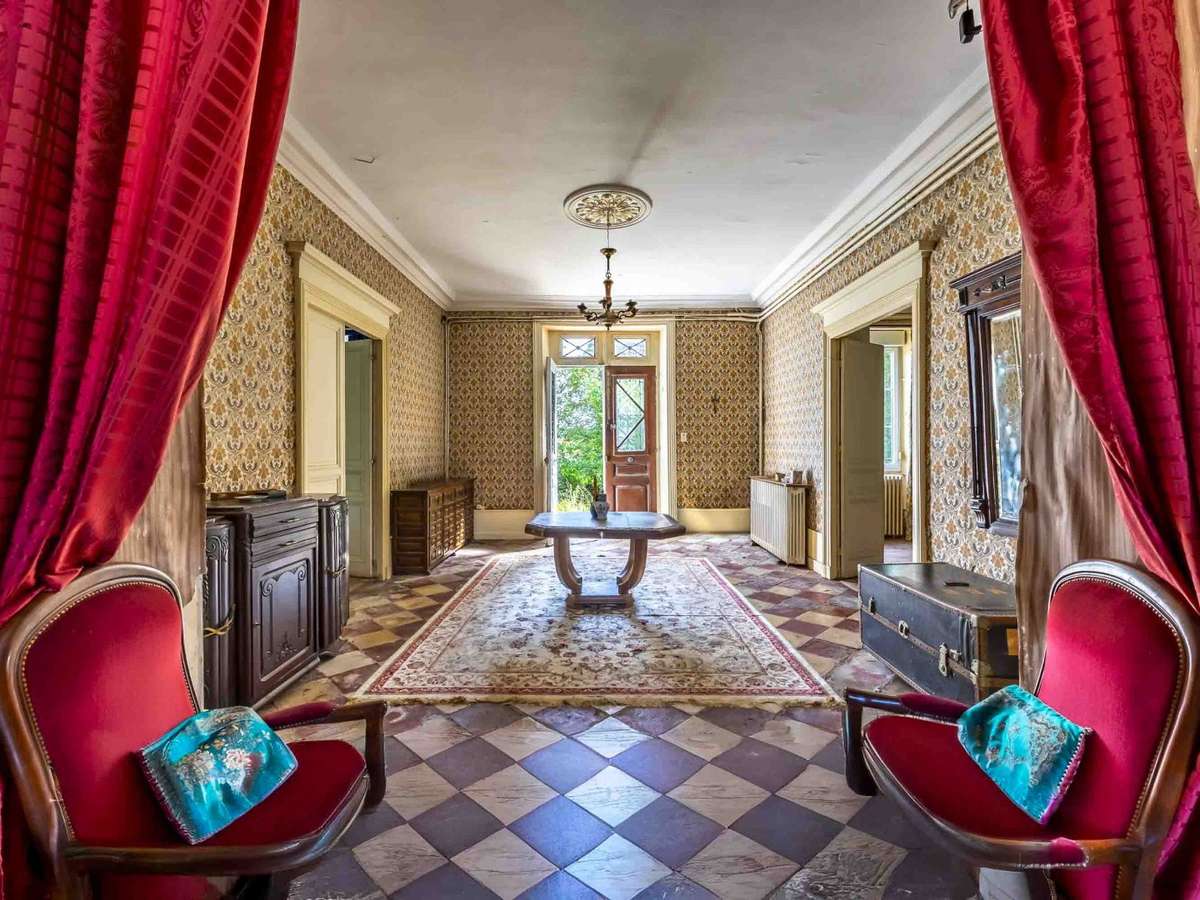 Maison Saint-Lon-les-Mines