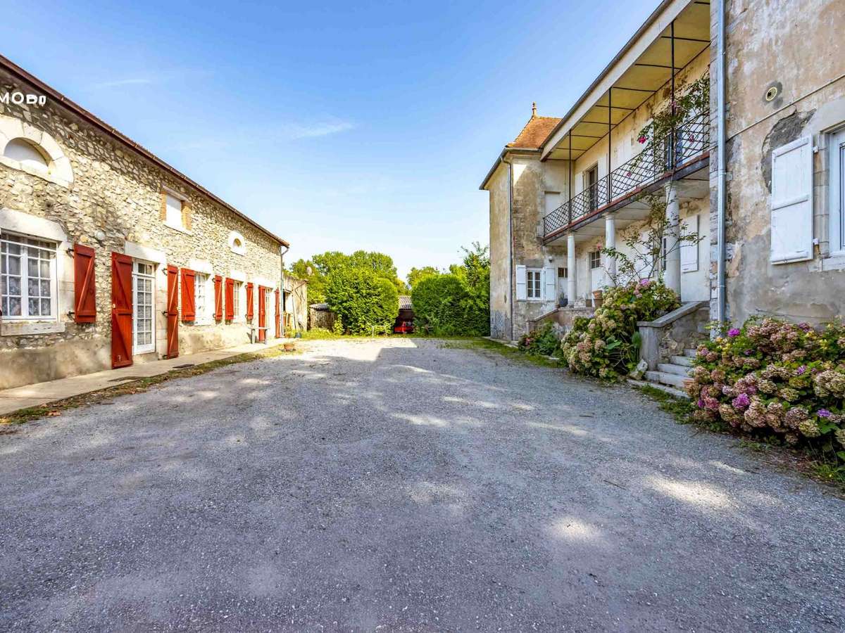 Maison Saint-Lon-les-Mines