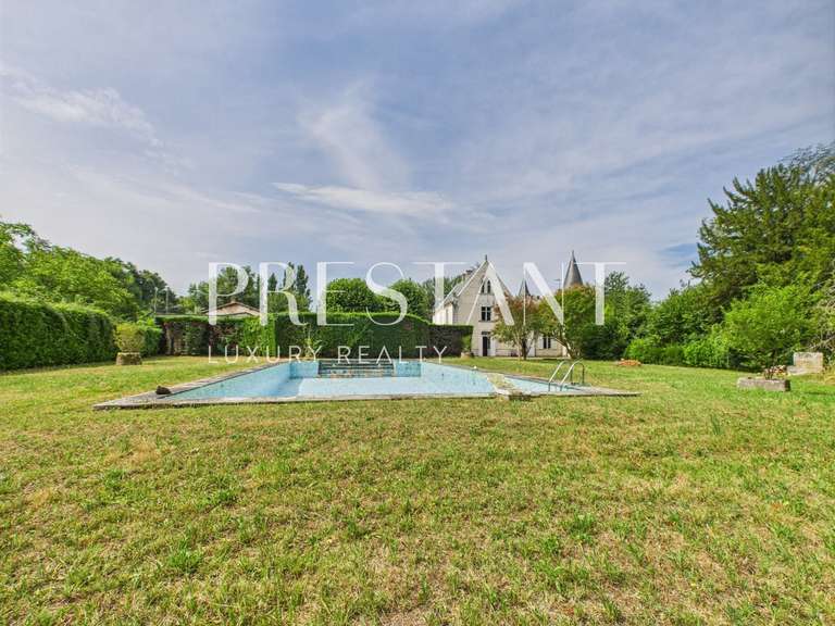 Maison Saint-Loubès - 6 chambres - 400m²