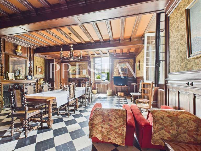 Maison Saint-Loubès - 6 chambres - 400m²