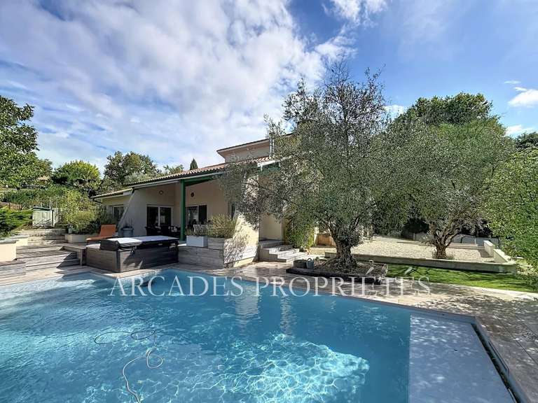 Maison Saint-Loubès - 4 chambres - 190m²