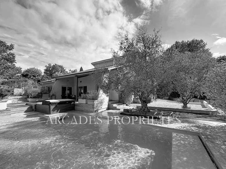 Maison Saint-Loubès - 4 chambres - 190m²