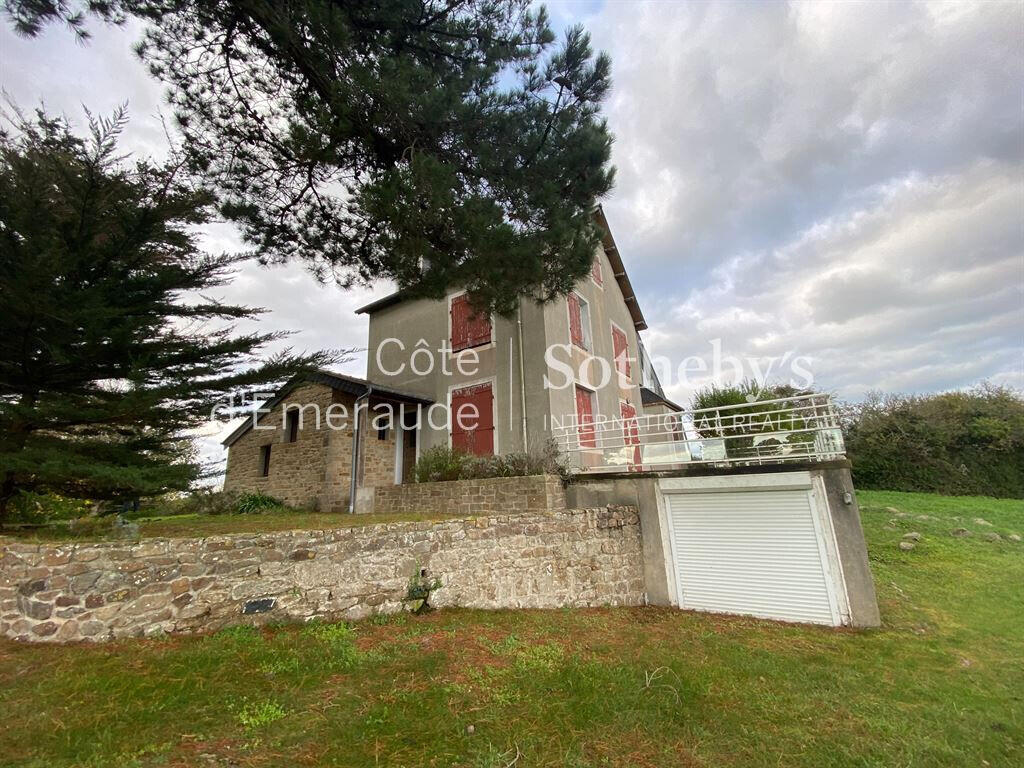 House Saint-Lunaire
