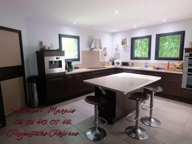 Maison Saint-Lyphard - 4 chambres