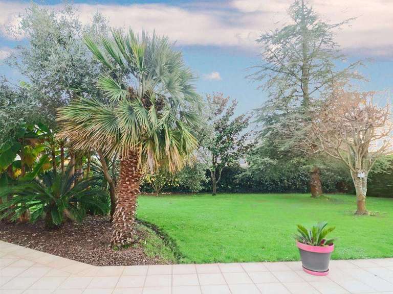 House Saint-Lyphard - 5 bedrooms