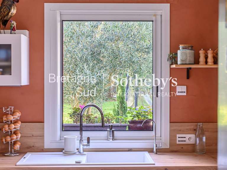 House Saint-Lyphard - 5 bedrooms - 304m²