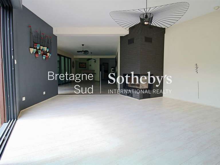 Maison Saint-Lyphard - 4 chambres - 230m²