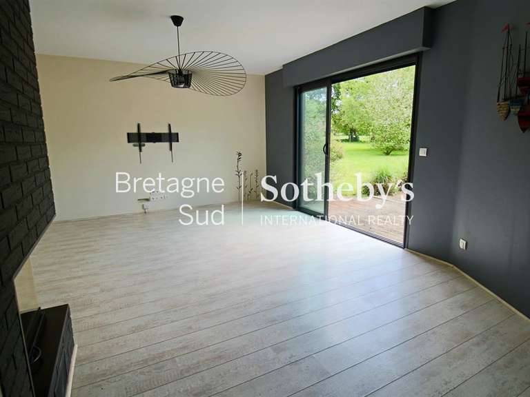Maison Saint-Lyphard - 4 chambres - 230m²