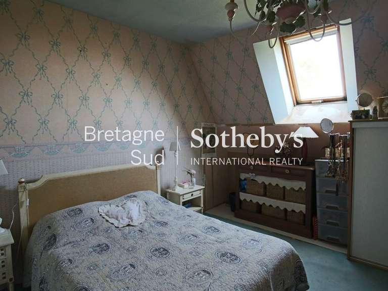 Maison Saint-Lyphard - 4 chambres - 212m²