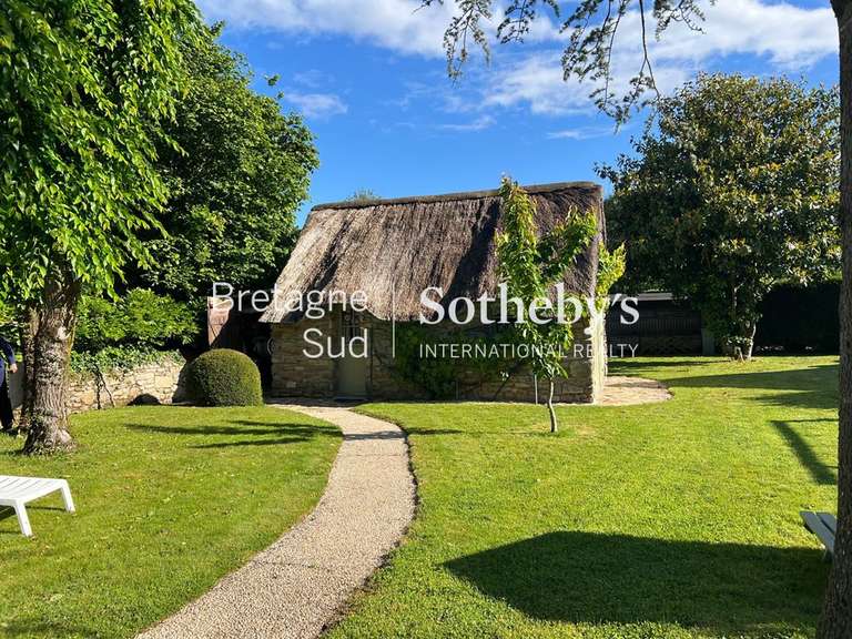 Maison Saint-Lyphard - 4 chambres - 212m²