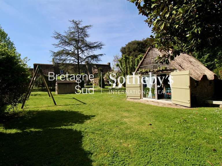 Maison Saint-Lyphard - 4 chambres - 212m²