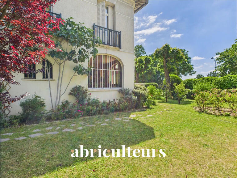 Appartement Saint-Mandé - 4 chambres - 165m²