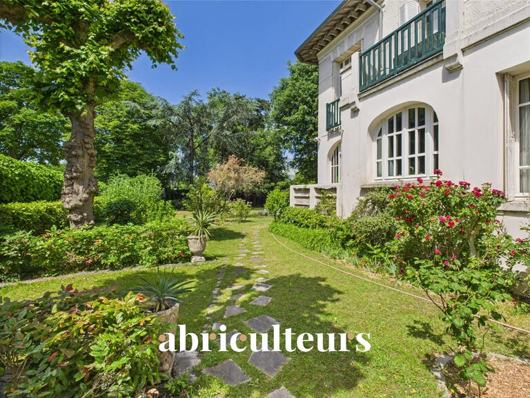 Appartement Saint-Mandé - 4 chambres - 165m²