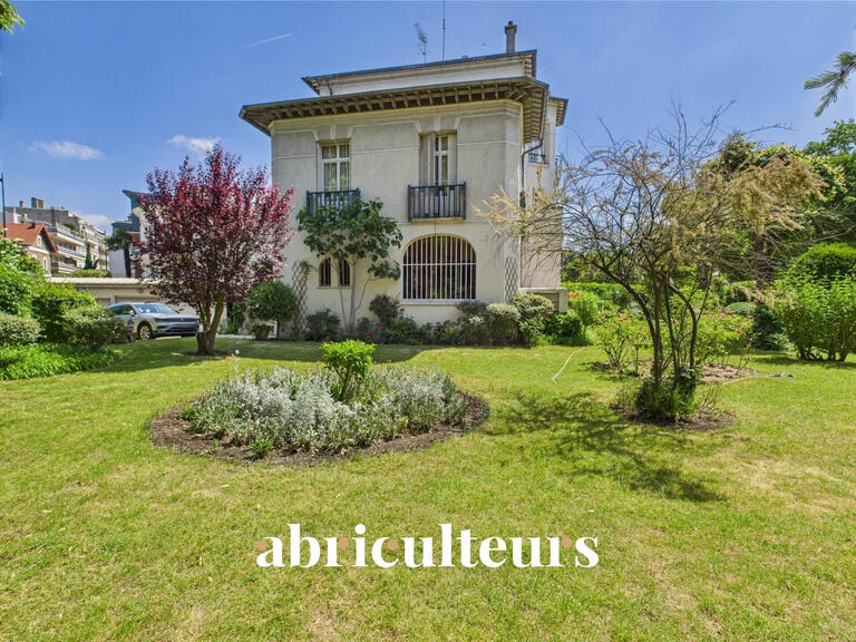 Appartement Saint-Mandé - 4 chambres - 165m²