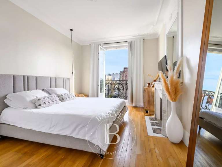 Apartment Saint-Mandé - 3 bedrooms - 131m²