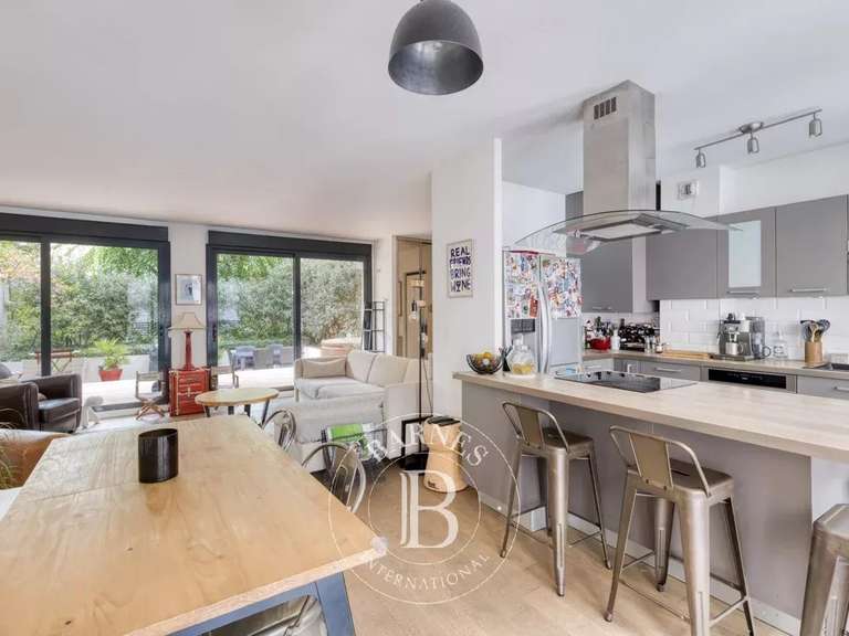 Apartment Saint-Mandé - 3 bedrooms - 167m²