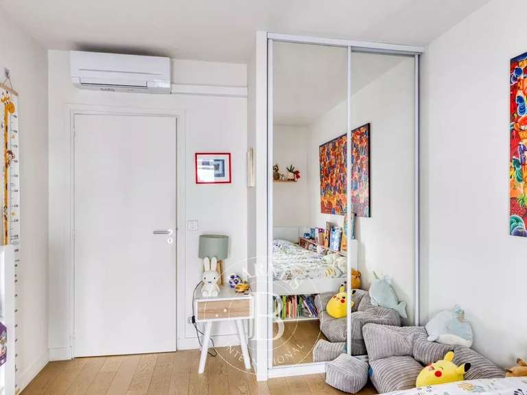 Apartment Saint-Mandé - 3 bedrooms - 167m²