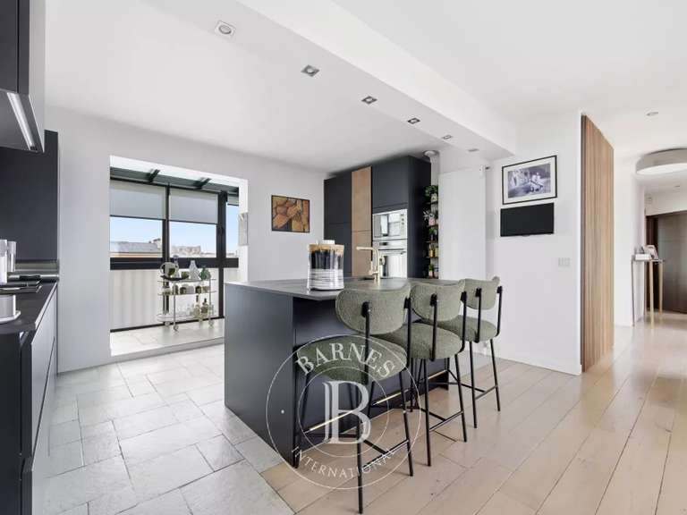 Appartement Saint-Mandé - 2 chambres - 117m²